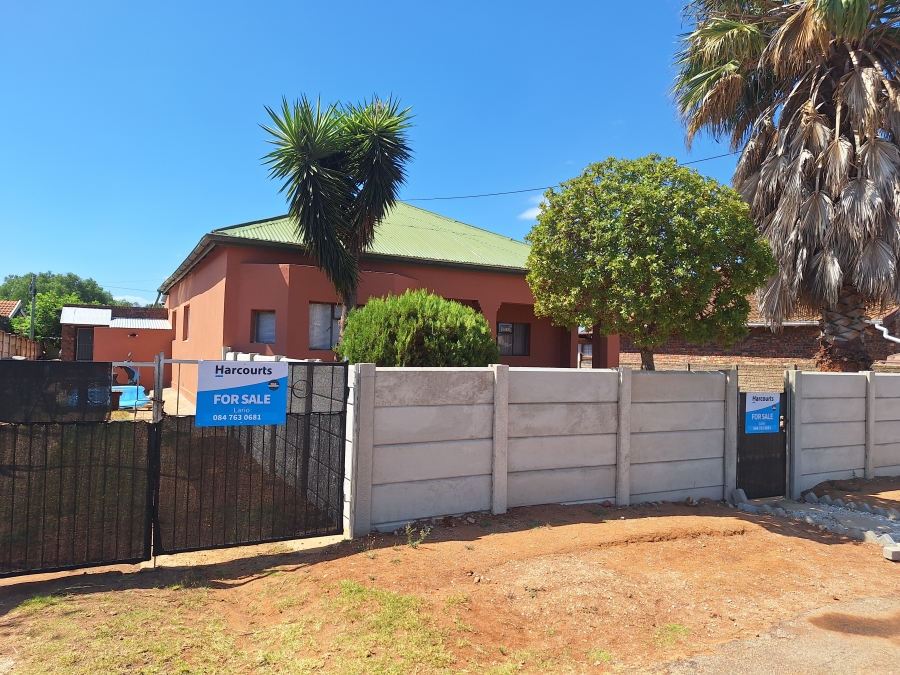 3 Bedroom Property for Sale in Bothasrus Eastern Cape